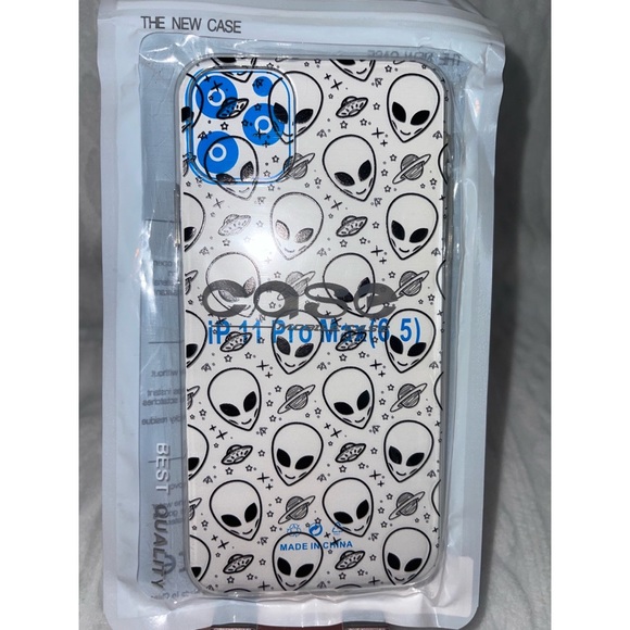 Cartoon Alien iPhone 11 Pro Max Case 👽 - Picture 5 of 17